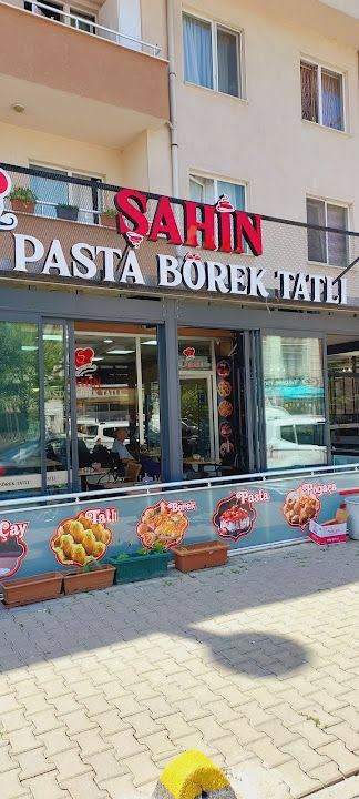 Şahin Pasta ve Börek Salonu — fotoğraf 1
